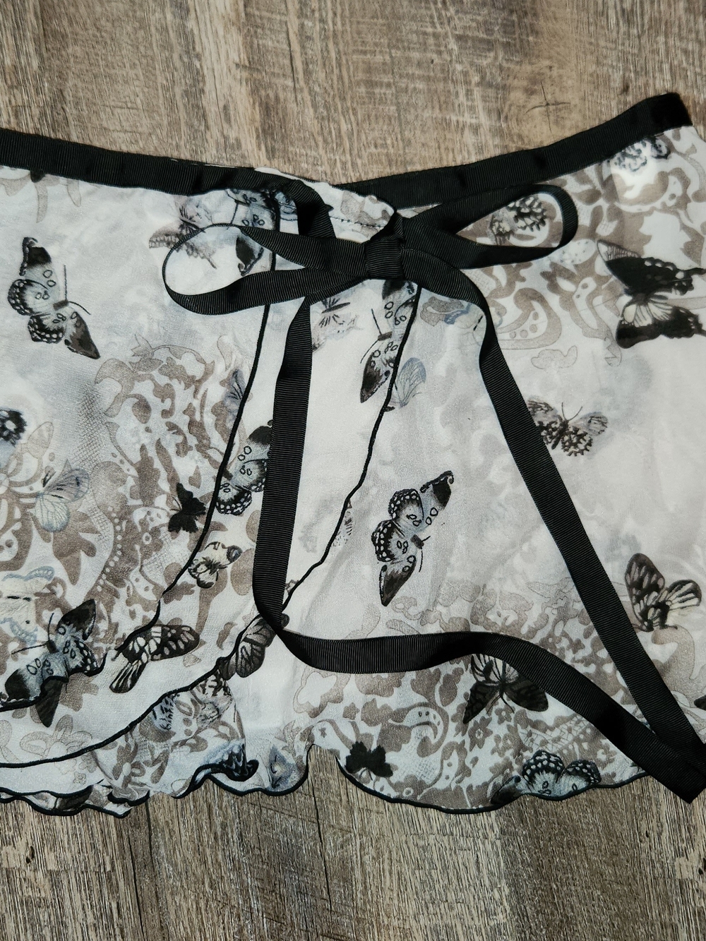Sheer Butterfly Waist Wrap Dance Skirt - Black and White